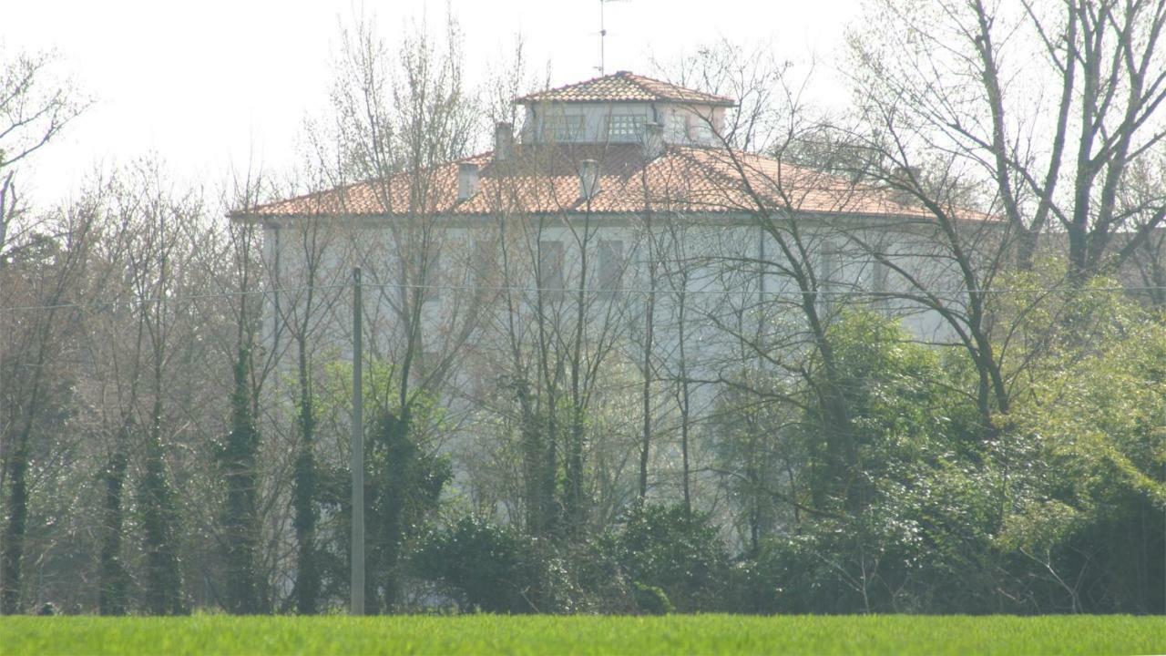 Villa Dei Tigli San Vicenzo di Galliera Exterior foto